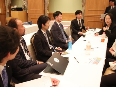 4月度例会「出向大討論会」