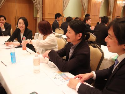 4月度例会「出向大討論会」