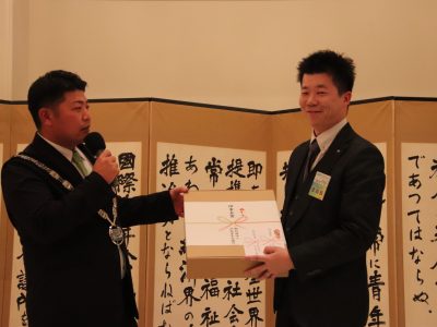12月度例会「卒業式典及び卒業忘年会」